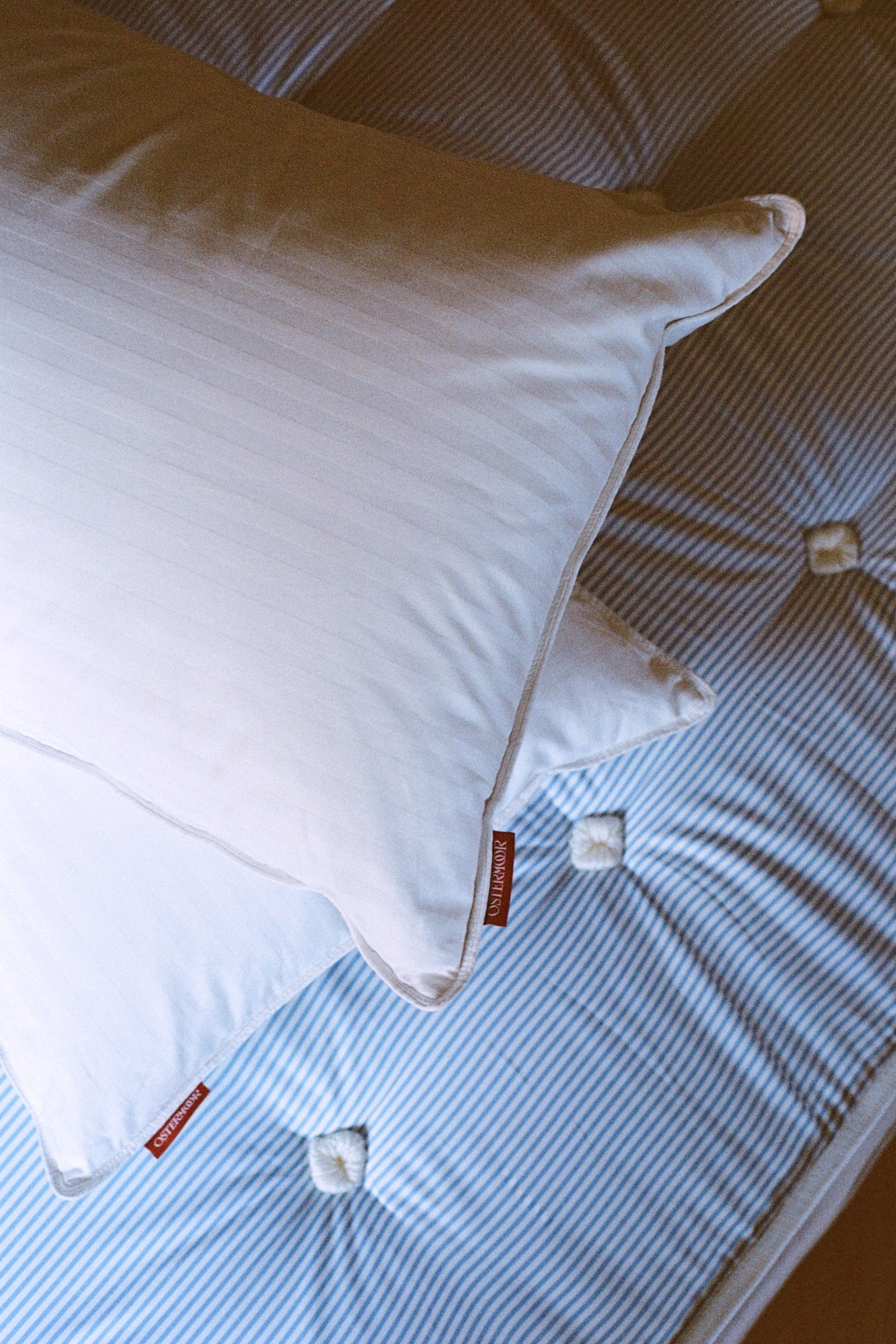 The Down Pillow - Thumbnail 5